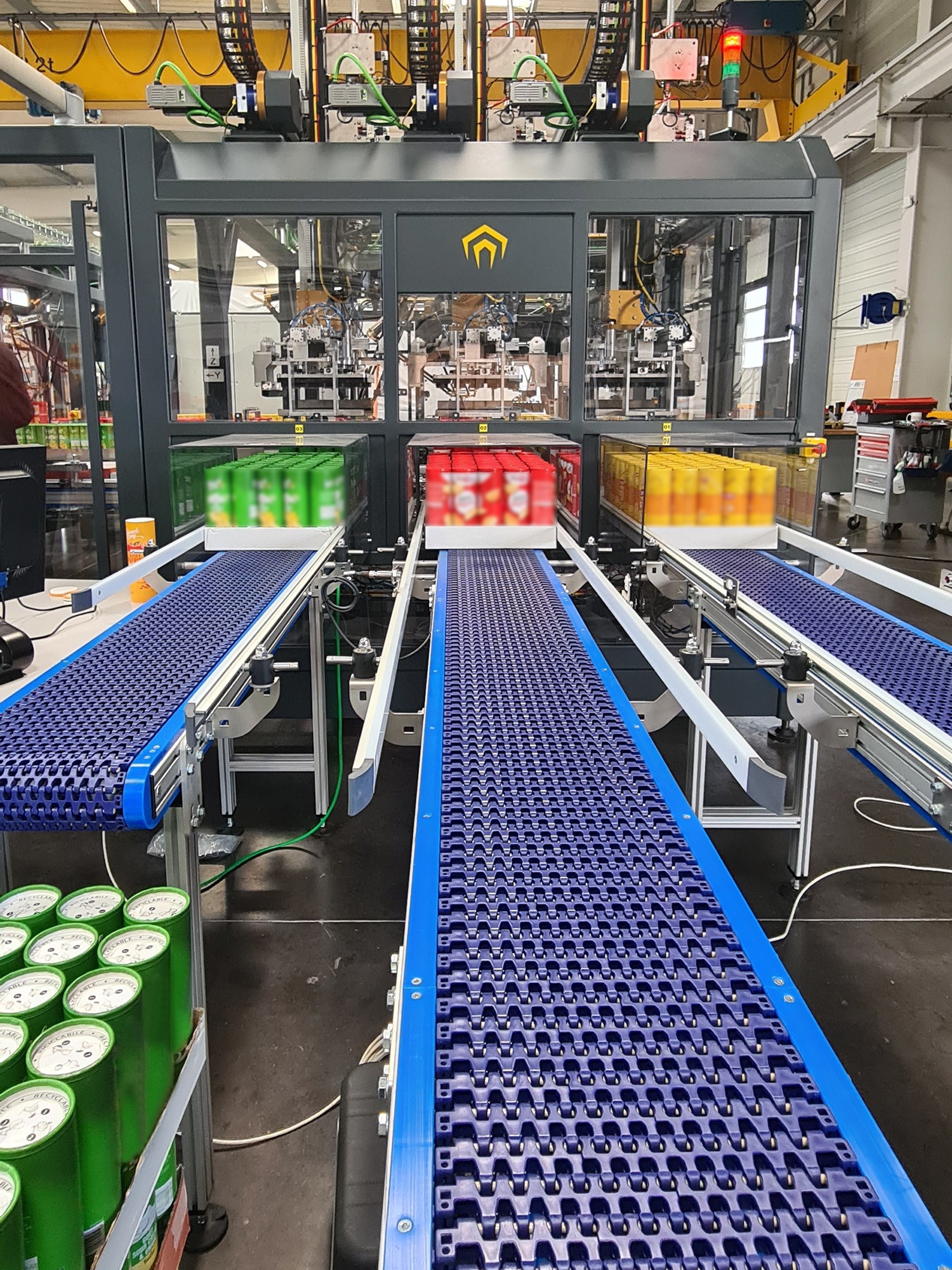 Transoprte de cajas y cartones MG Tech - Circuito completo de transportadores de cajas llenas