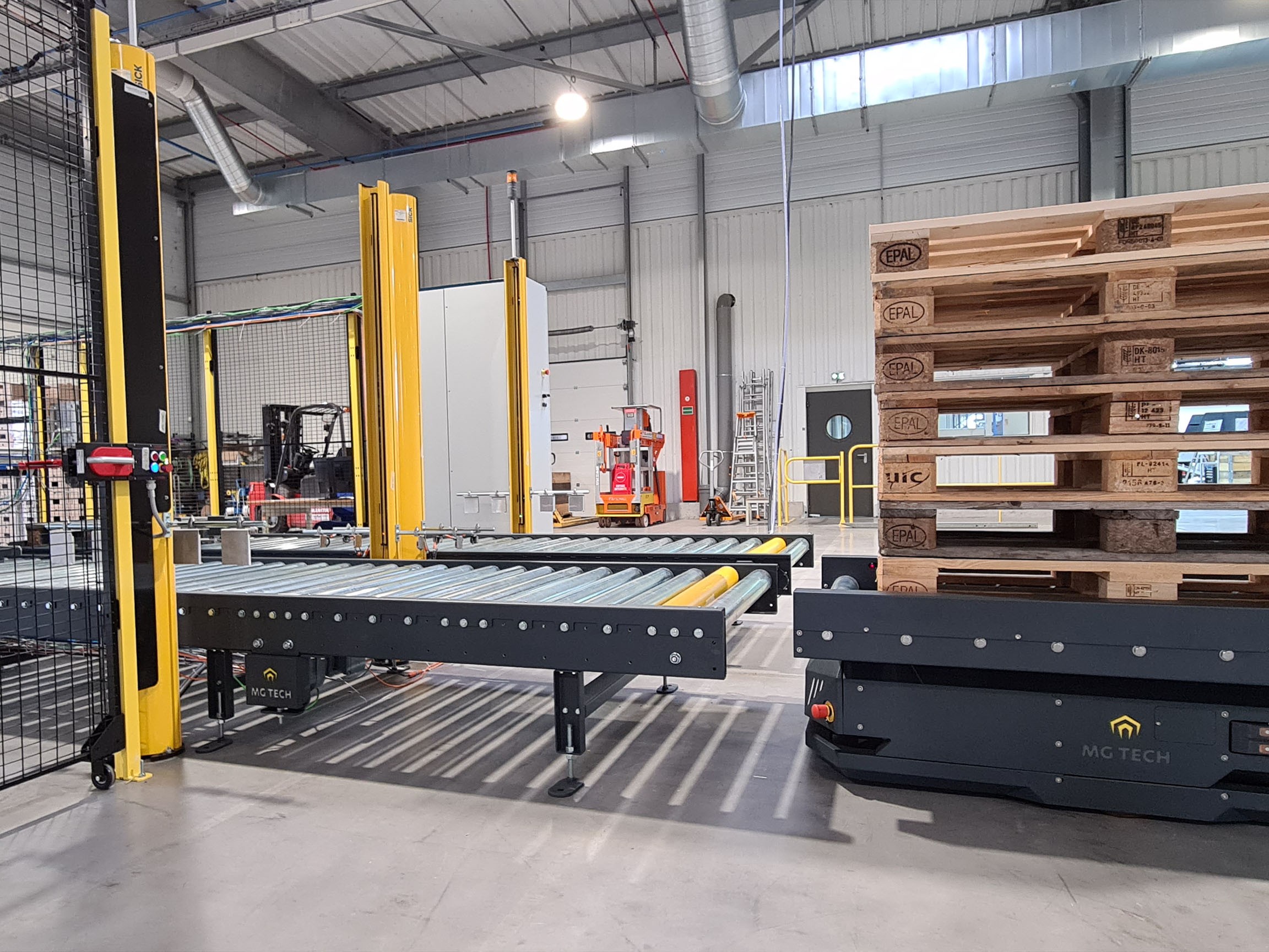 Palettiseur robotisé PL-R100 MG Tech